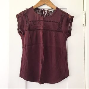 Daniel Rainn Plum Top